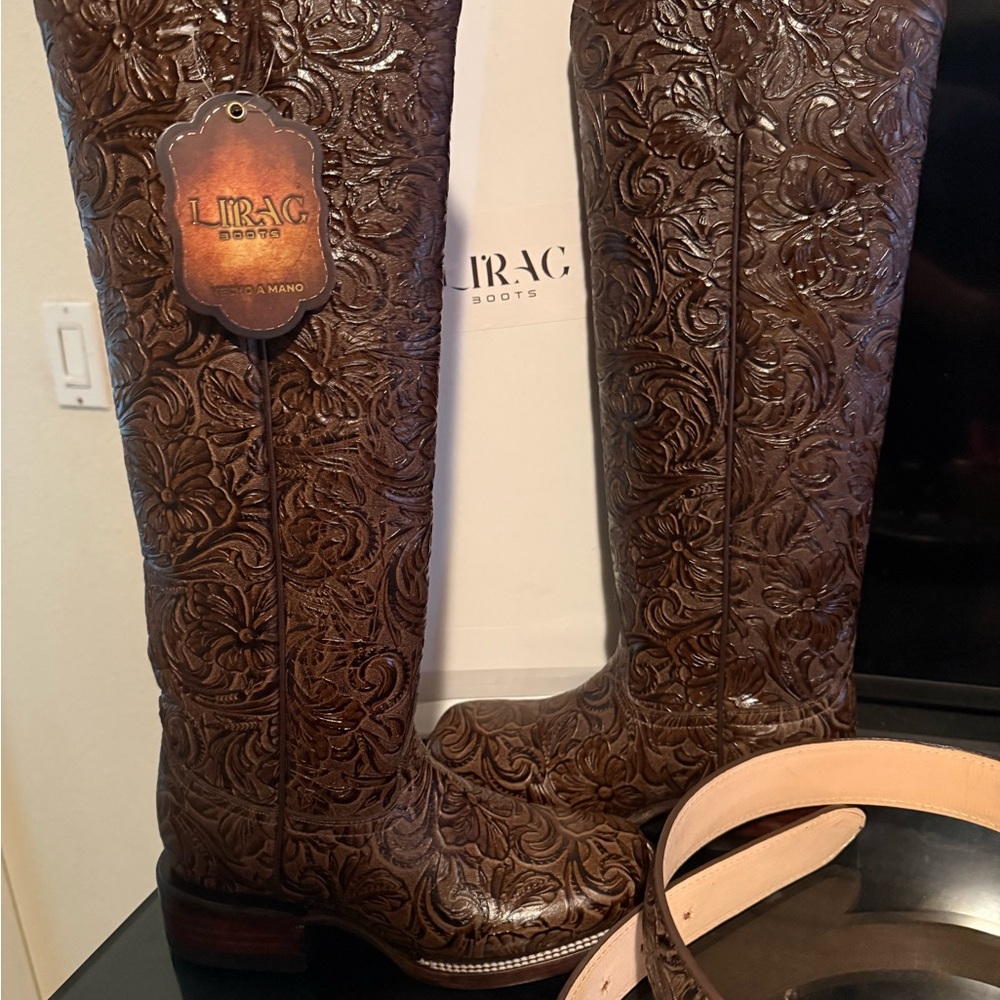 Lirac Embossed Brown Leather boots
